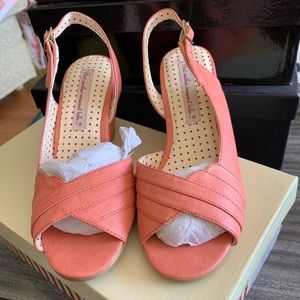 BAIT Darcy wedges size 6 brand new in box